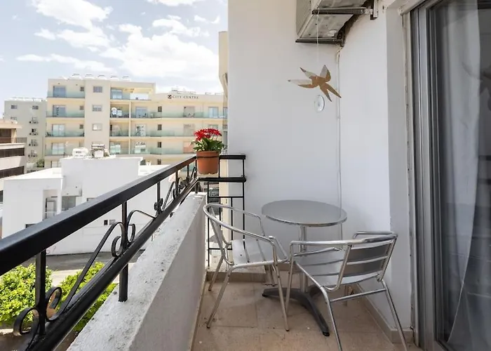 Sea View Centre 3bed アパート *