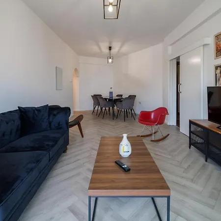 Sea View Centre 3bed