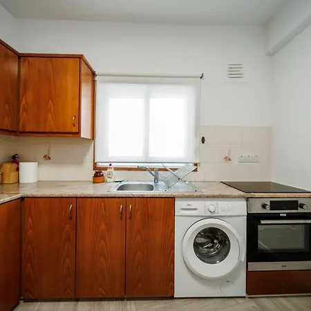 Sea View Centre 3bed Lejlighed *