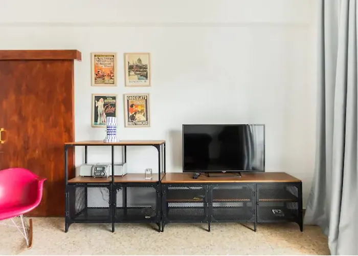 Sea View Centre 3bed Апартаменти