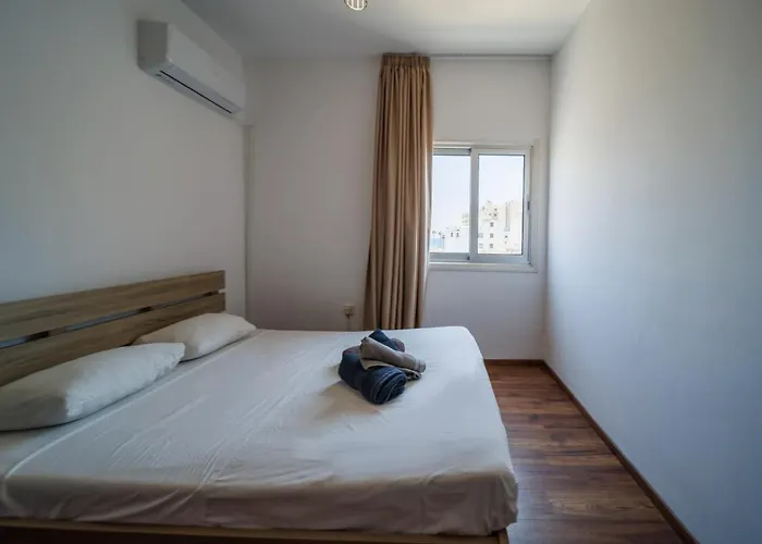 Sea View Centre 3bed Lejlighed Larnaca